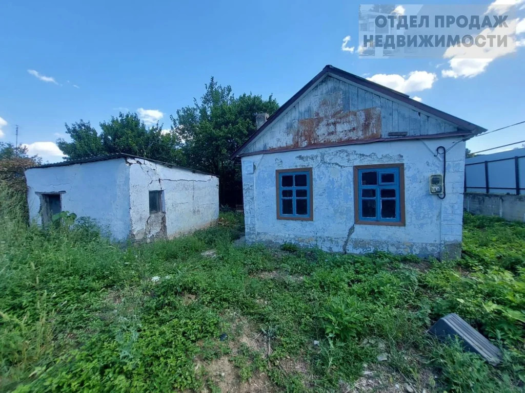 Небольшой дом с большим участком земли - Фото 3