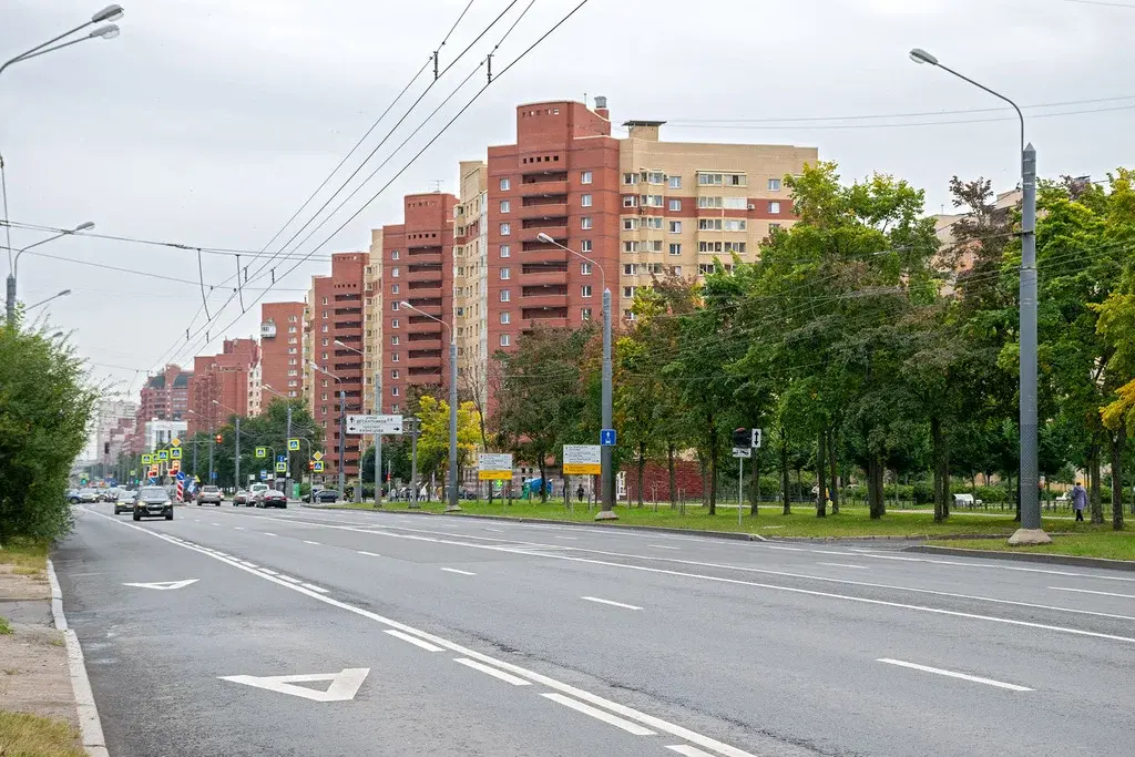 Сдаётся двухкомнатная квартира 64 кв.м на Ленинском проспекте - Фото 1