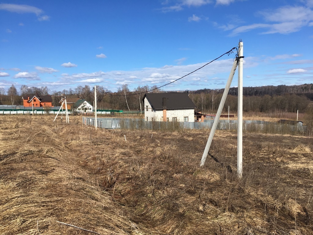 Ижс серпухов. Участок 13 соток без построек. Участок у реки Райсеменовское.