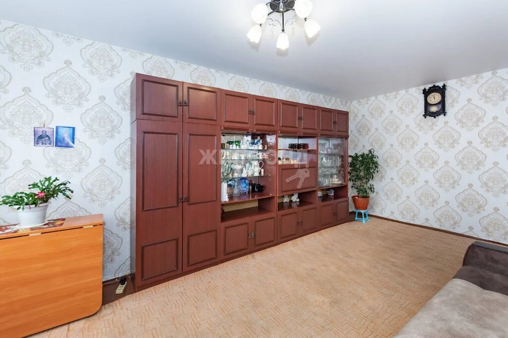 Продажа квартиры, Новосибирск, ул. Лейтенанта Амосова - Фото 2