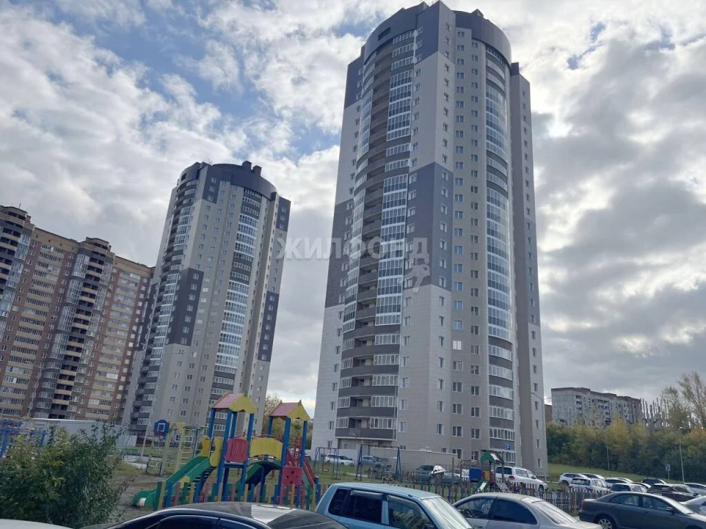 Продажа квартиры, Новосибирск, микрорайон Закаменский - Фото 1