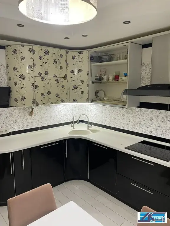 продается 3-х комнатная квартира - Фото 4