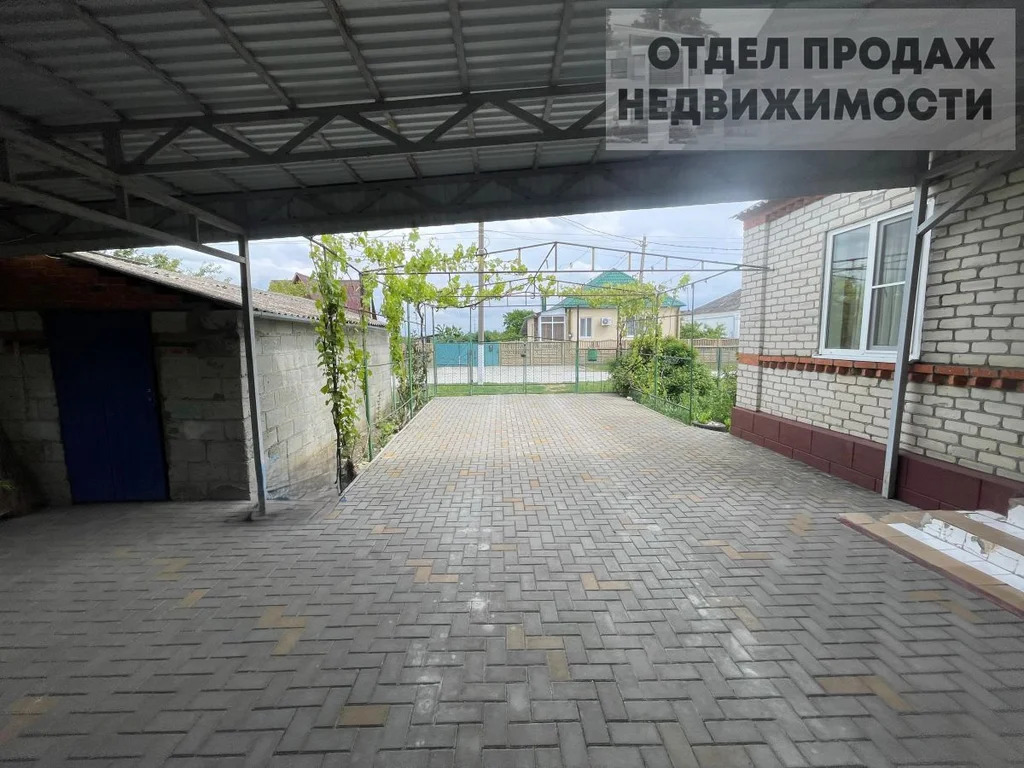 Дом с прудом на участке - Фото 9