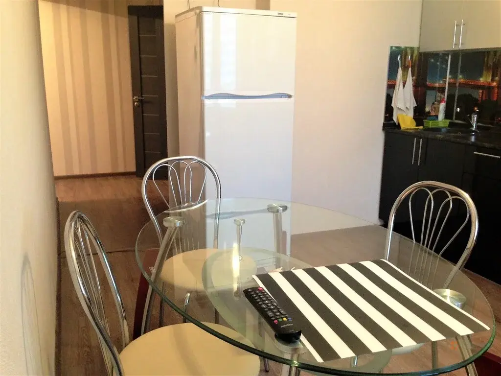 Продается 1-комнатная квартира, Любучаны, Заводская улица, 19к1 - Фото 2