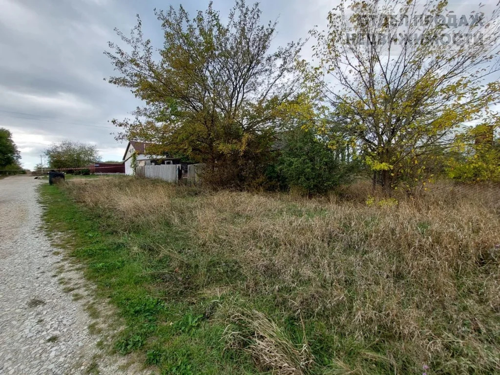 Небольшой дом с большим участком - Фото 11