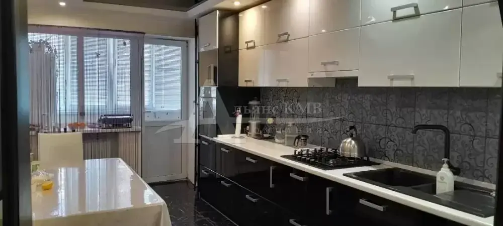Продажа квартиры, Минеральные Воды, 40 лет победы - Фото 3