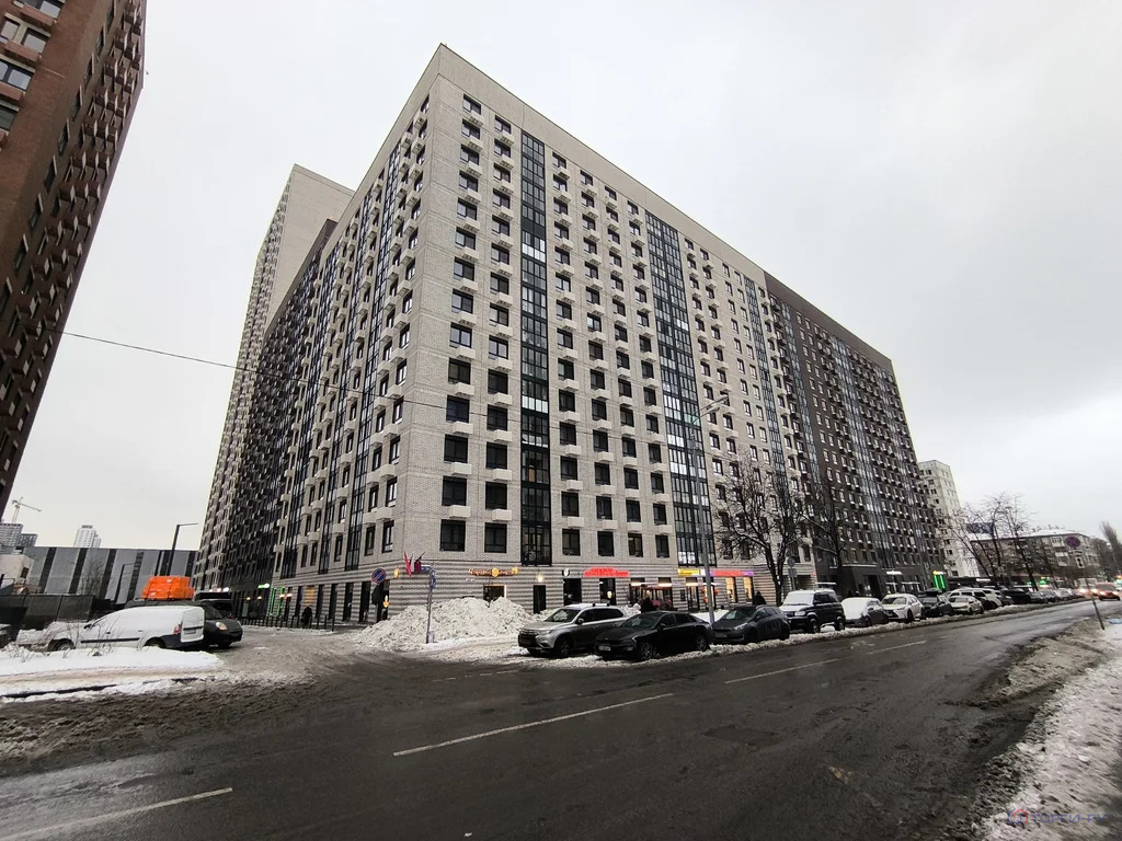 Продажа квартиры, ул. Михайлова - Фото 1