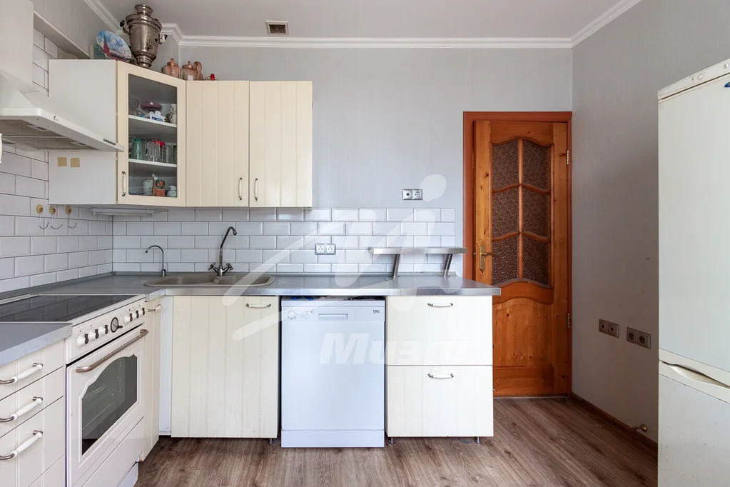 Продажа квартиры, ул. Базовская - Фото 3