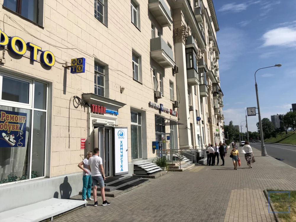 Аренда войковская. Добрый доктор Великий Новгород Воскресенский бульвар. Воскресенский бульвар 4 Великий Новгород. Воскресенский бульвар 8а Великий Новгород. МЕГАКЛИНИКА Великий Новгород Воскресенский бульвар.