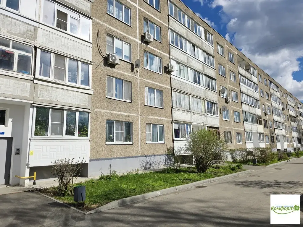 Продается 2 комнатная квартира в г. Воскресенск, ул. Мичурина, д. 5а, - Фото 0