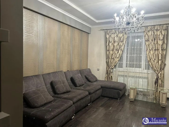 Продажа таунхауса, Батайск, ул. Клары Цеткин - Фото 1