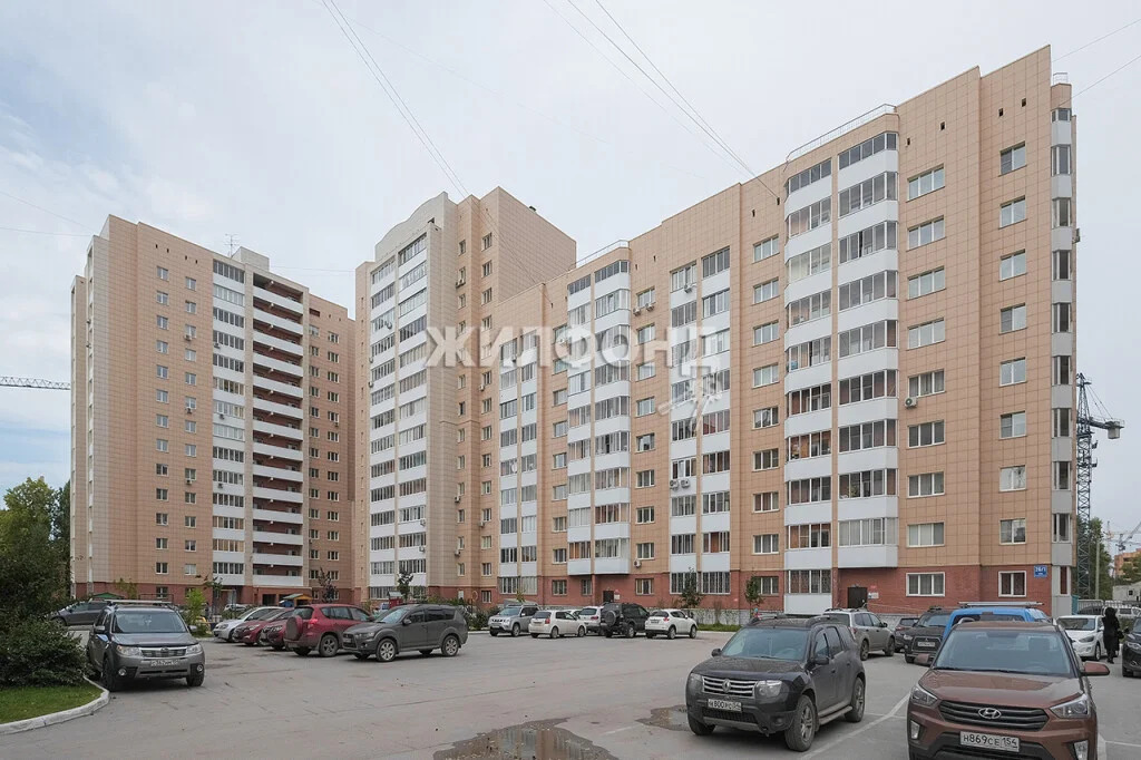 Продажа квартиры, Новосибирск, ул. Серафимовича - Фото 0