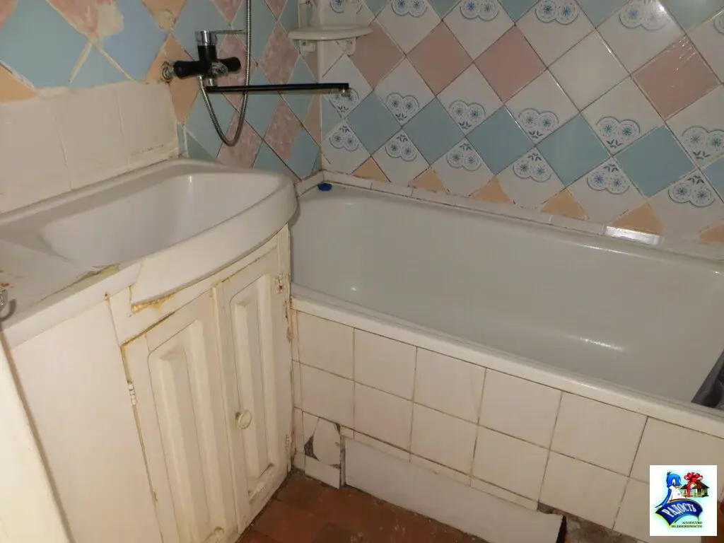 Продам отличную квартиру под ремонт. - Фото 10