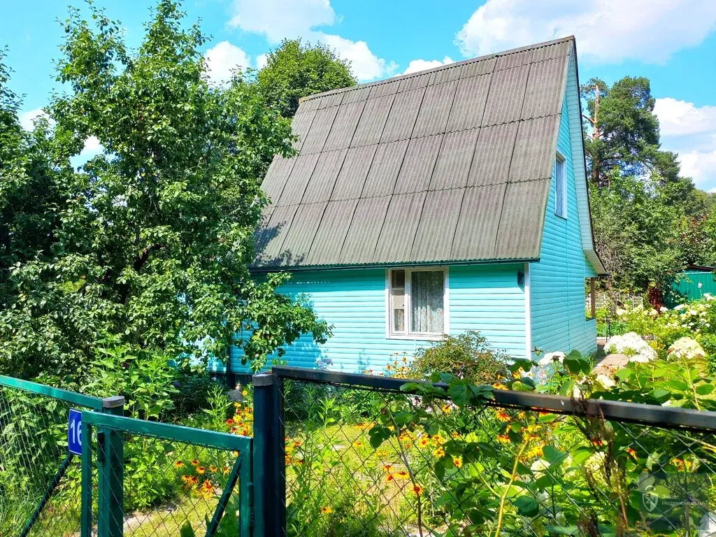 Уютная дача с мебелью и техникой на красивом, ухоженном участке. - Фото 29