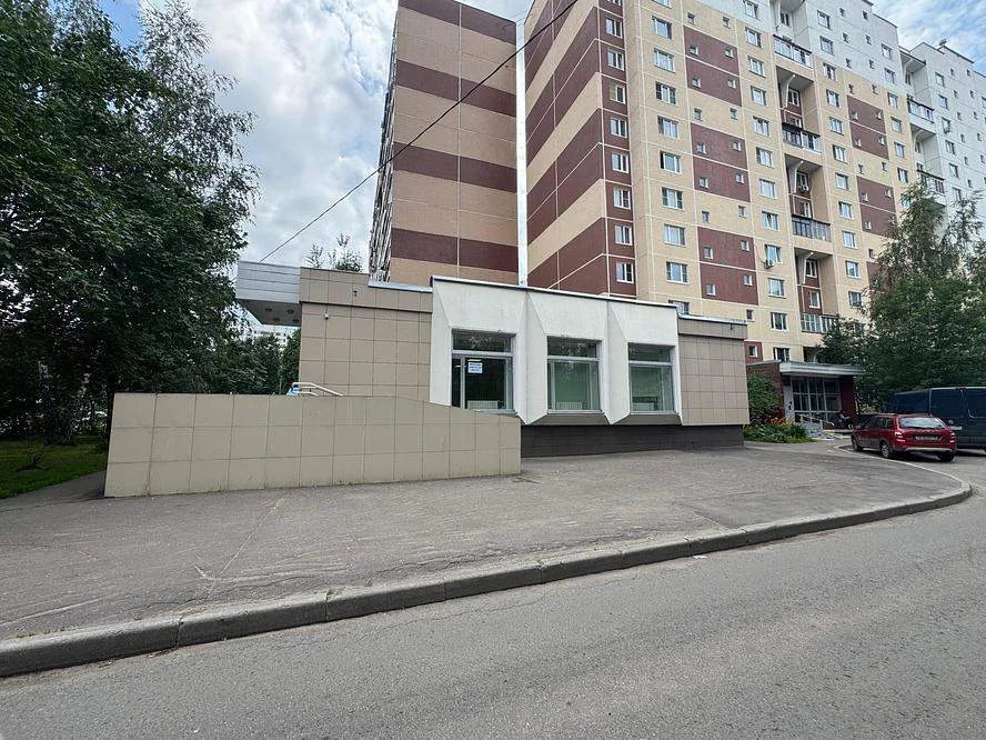 Торговое помещение 385.3 м2 - Фото 3