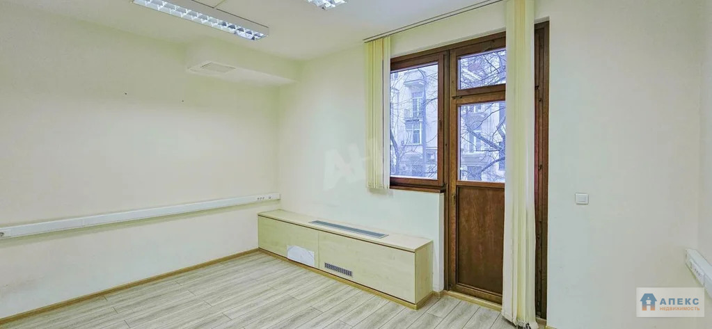 Аренда офиса 180 м2 м. Тверская в бизнес-центре класса В в Тверской - Фото 2