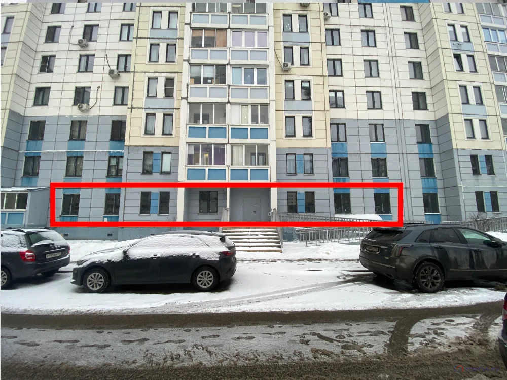 Продажа торгового помещения, ул. Стартовая - Фото 2