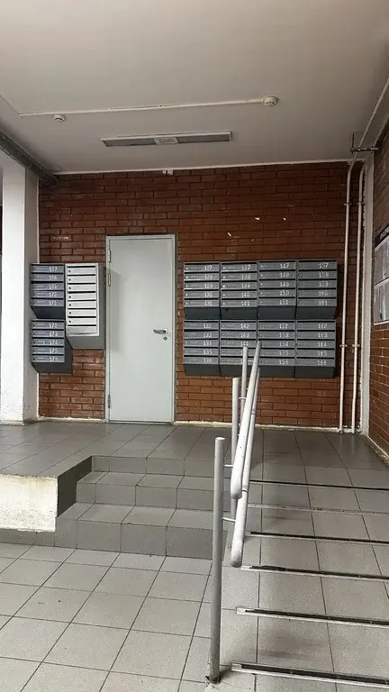 2 к. кв. пос. Дубовая роща, ул. Октябрьская д. 10 - Фото 14