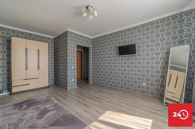 В продаже 1к.кв площадью 41 кв.м. с ремонтом по адресу ул. Светлая 9 - Фото 1