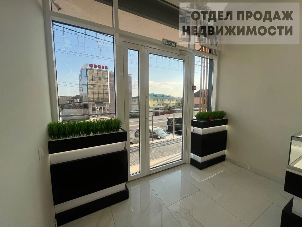Помещение с оборудованием для ювелирного магазина - Фото 4