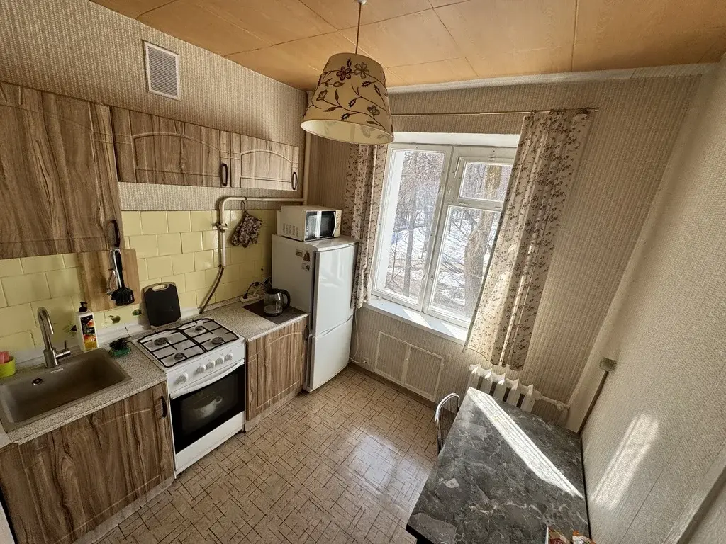 2-к. квартира, 45 м, 2/5 эт. - Фото 1