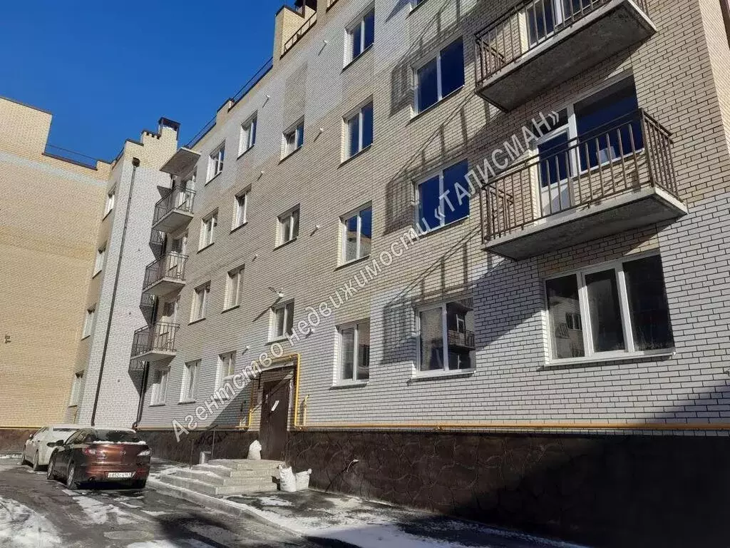 Продается 2-х комнатная квартира в г. Таганроге, р-он Крюдора - Фото 0