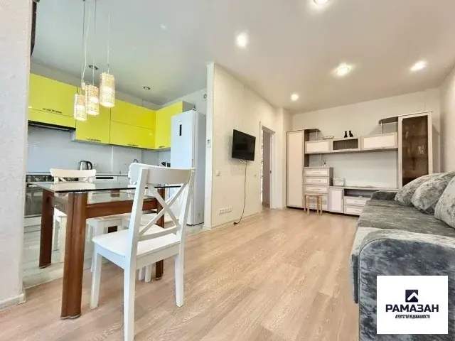 4-ком квартира ул.Альберта Камалеева, д. 34А - Фото 1