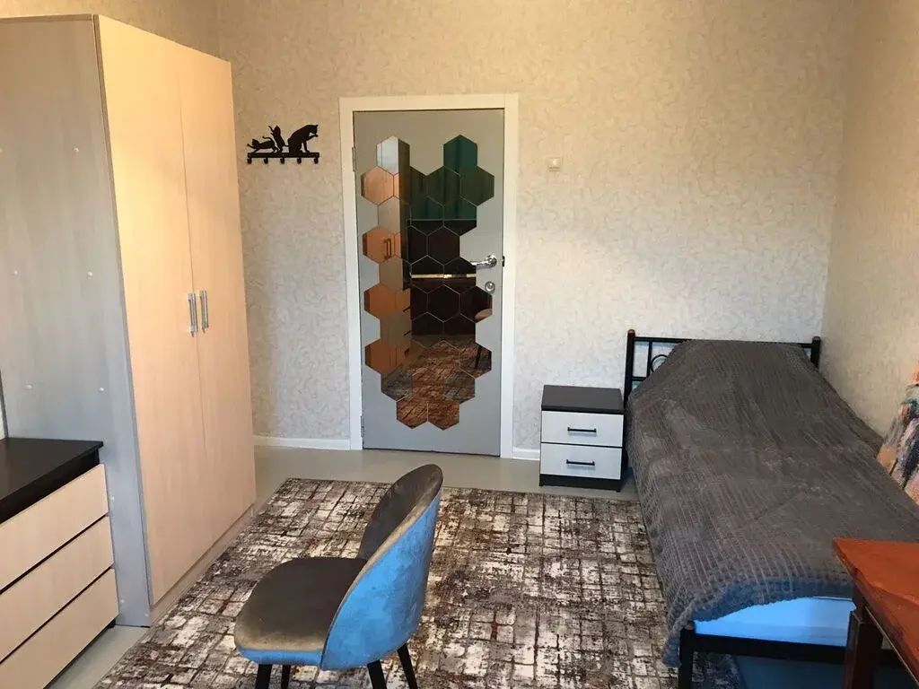 Комната Королева, дом 18 - Фото 1