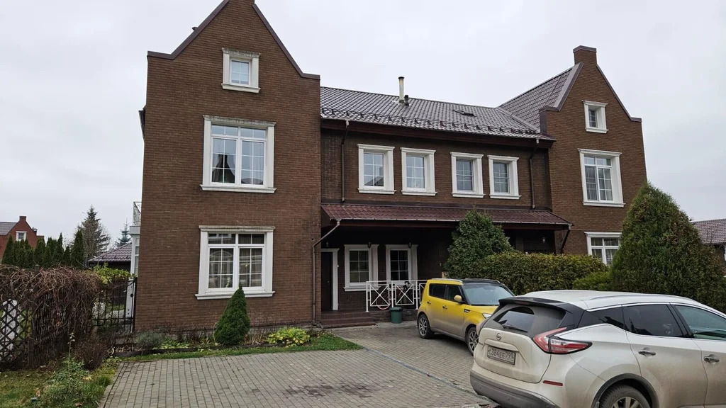 Продажа таунхауса, улица Диккенса - Фото 1