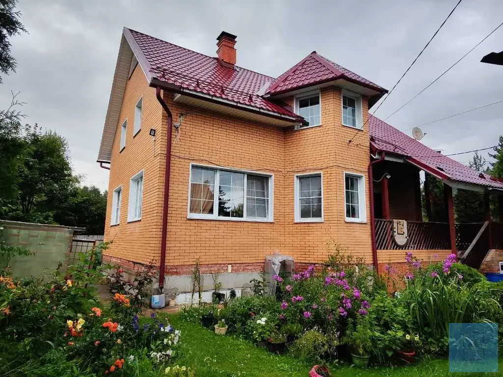 176 кв.м. в окружении леса. - Фото 1