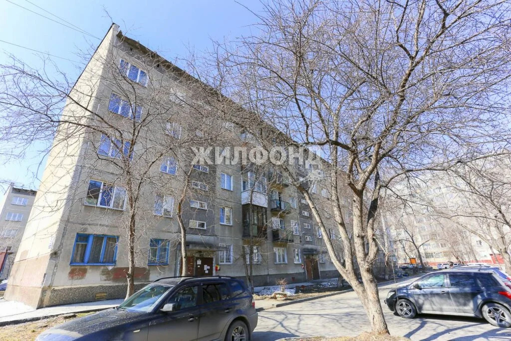 Продажа квартиры, Новосибирск, ул. Комсомольская - Фото 1