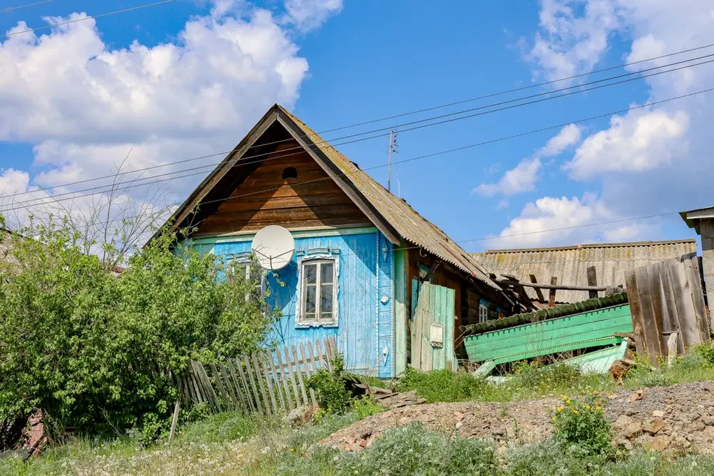 В продаже домик, расположенный в живописном городе Нязепетровске на ул - Фото 7