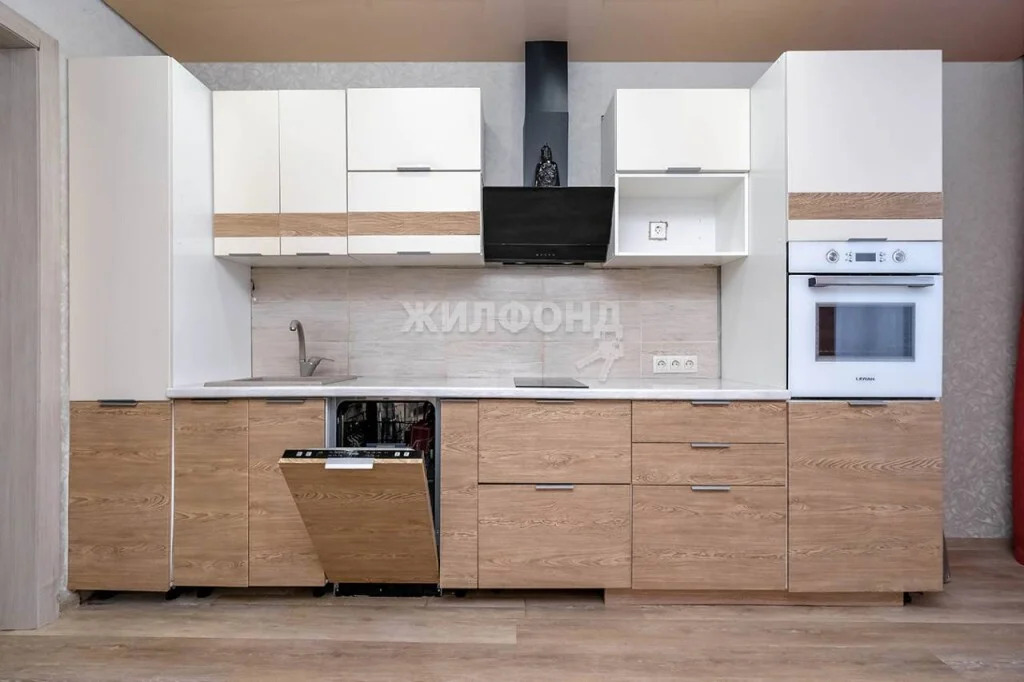 Продажа квартиры, Новосибирск, ул. Аэропорт - Фото 0