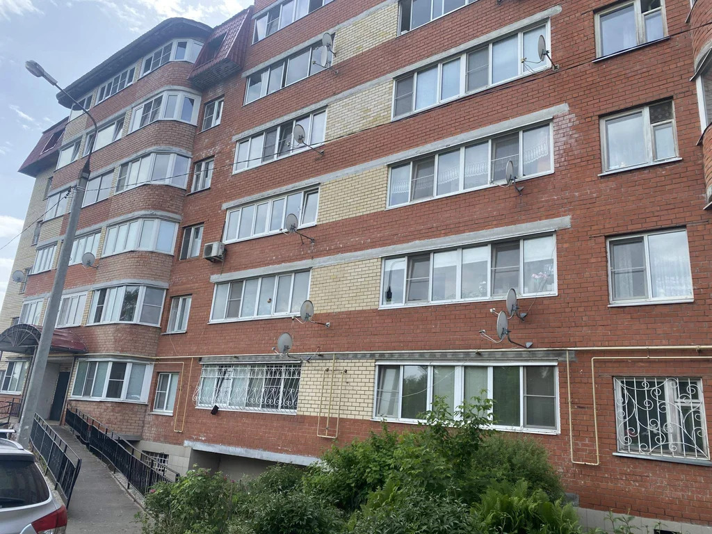 Продам 3-комн. квартиру 81.1 кв.м. - Фото 0