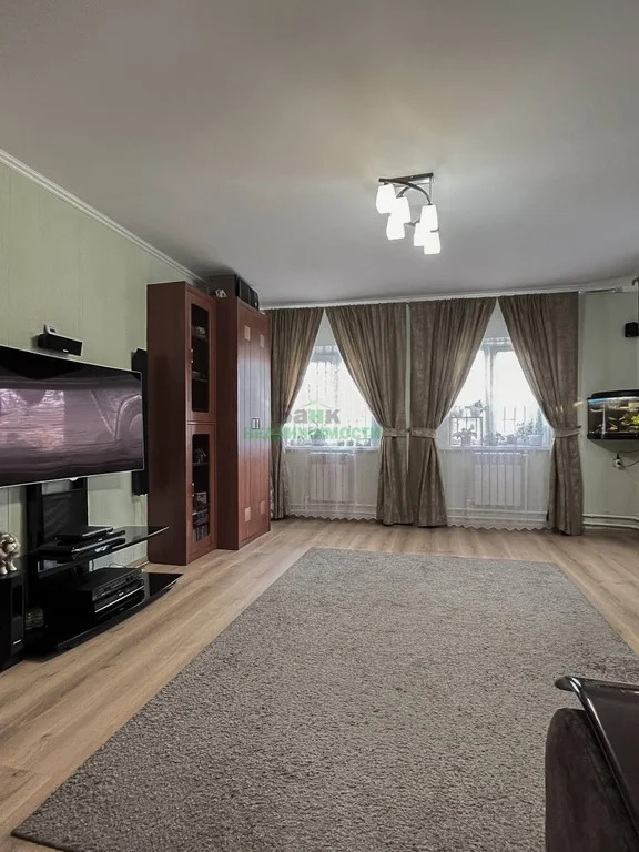 Продажа дома, Балаково, ул. Коммунистическая - Фото 0