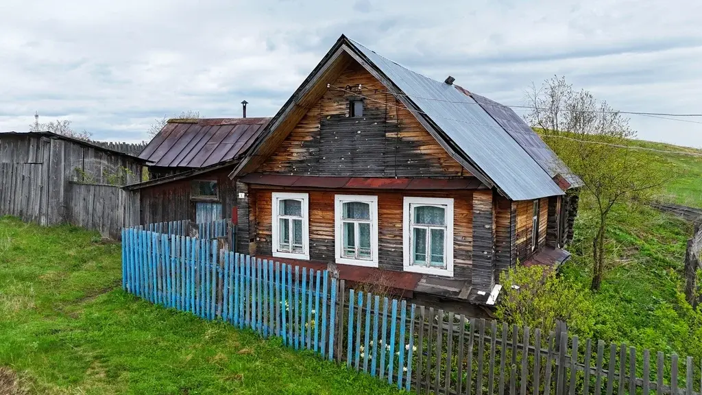 Дом по ул. Революционная - Фото 0