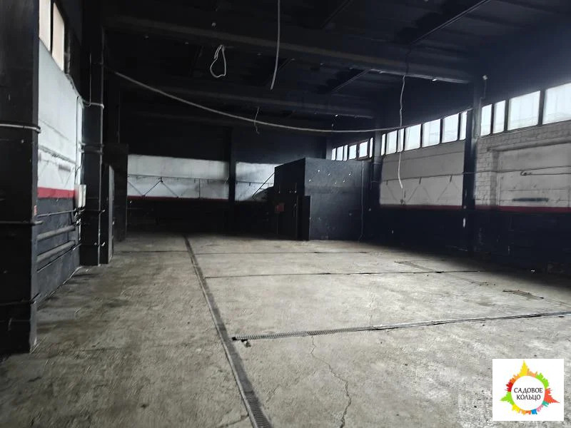 Сдается отапливаемое помещение 305 кв - Фото 1