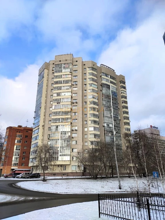 Продажа квартиры, Новосибирск, ул. Дмитрия Шамшурина - Фото 1