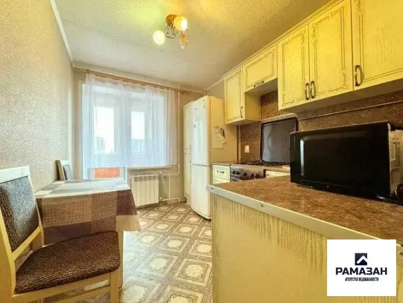 2-ком квартиру ул.Хусаина Мавлютова, д. 21 - Фото 1