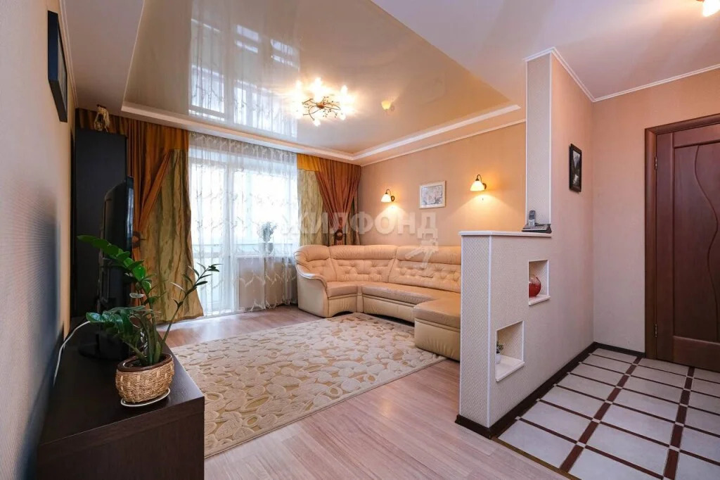 Продажа квартиры, Новосибирск, Красный пр-кт. - Фото 0