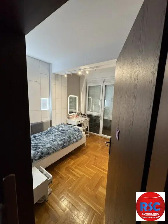 ЧЕТЫРЁХКОМНАТНАЯ КВАРТИРА, 100 м2 - Фото 12