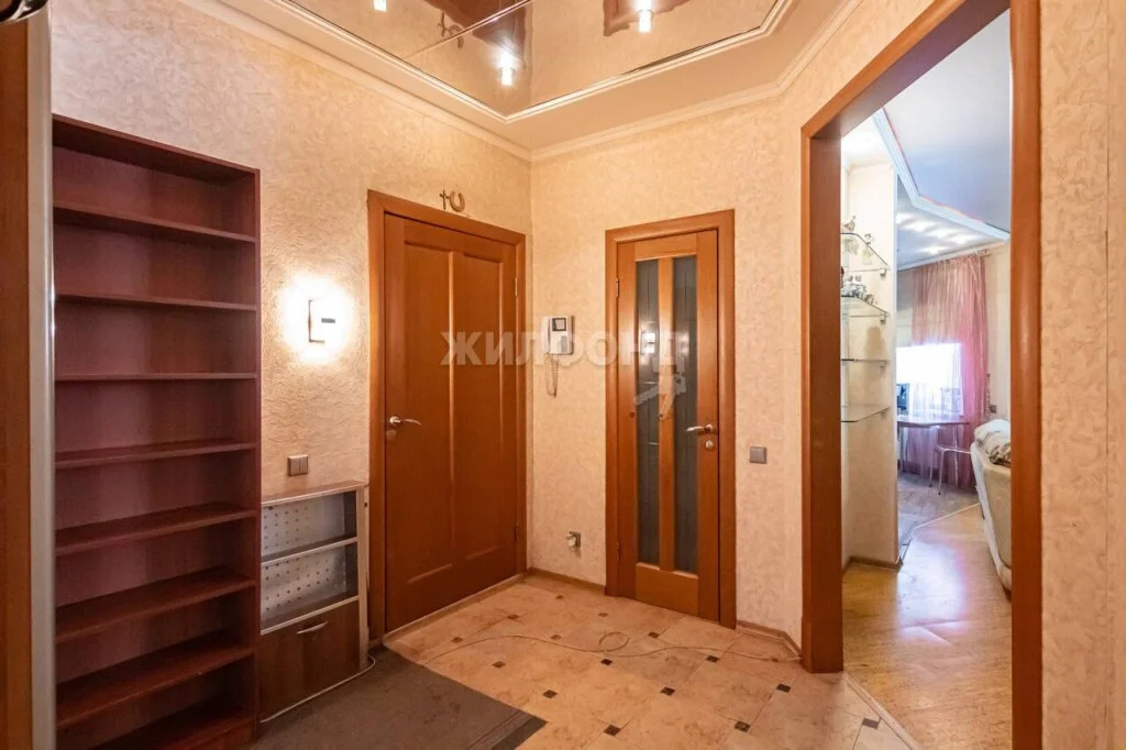 Продажа квартиры, Новосибирск, Героев Революции пр-кт. - Фото 6