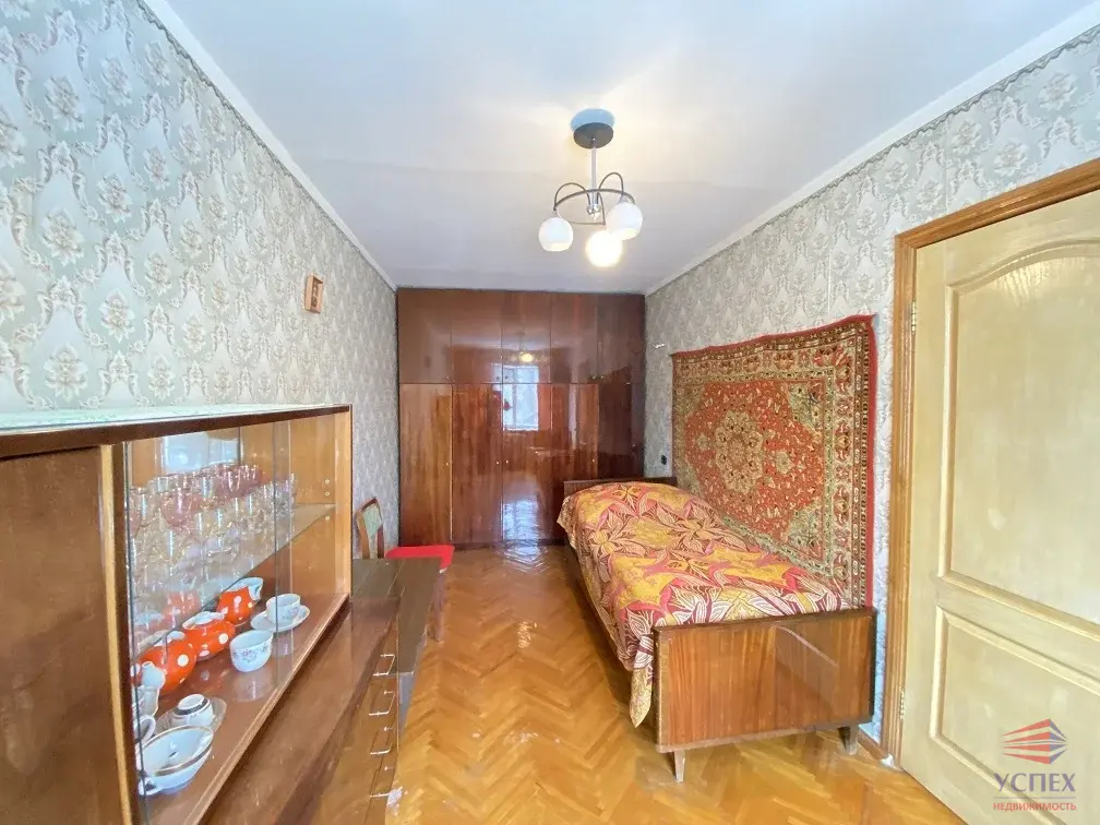 Продаётся 3-комнатная квартира пгт. Малаховка, Быковское ш., д. 2 - Фото 1