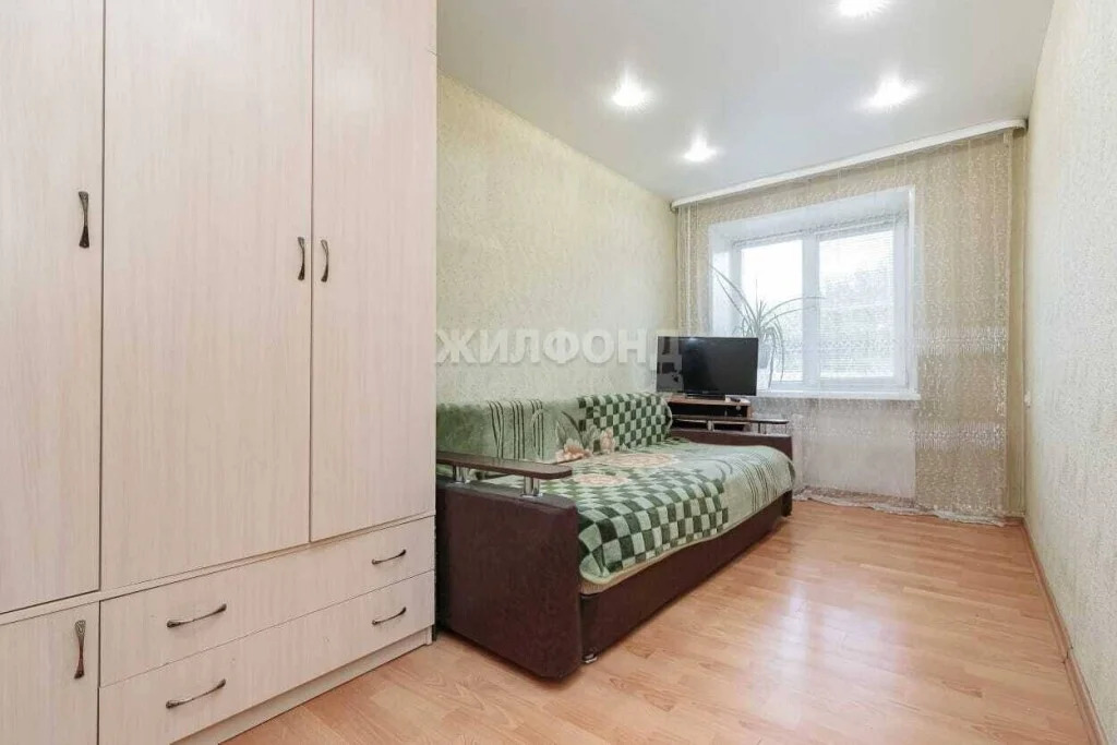 Продажа квартиры, Новосибирск, Сибиряков-Гвардейцев пл. - Фото 3