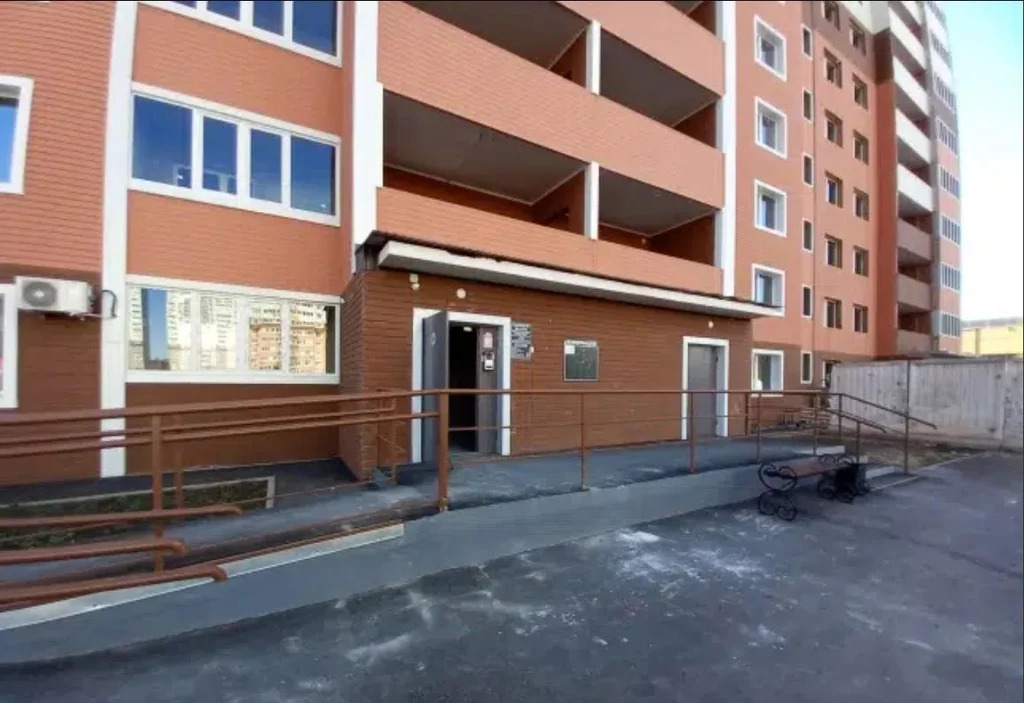 Продажа квартиры, Оренбург, улица Фронтовиков - Фото 2
