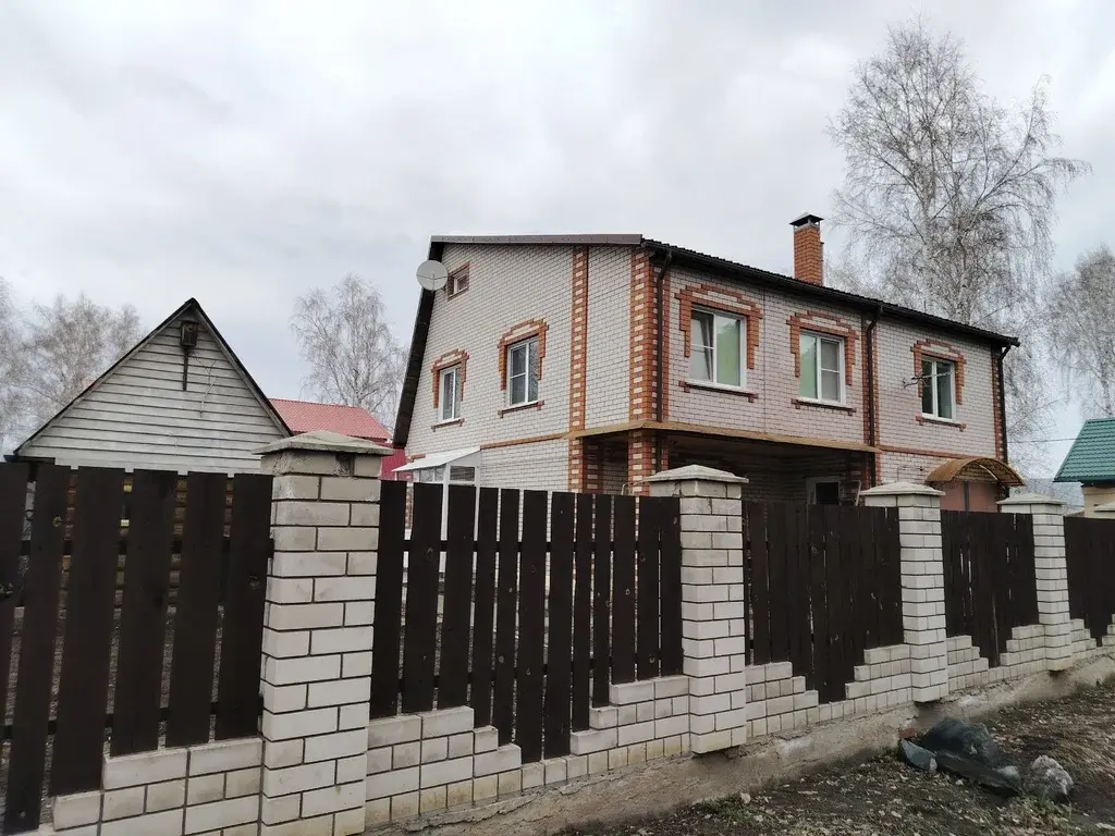 Дом с видом на лес 200 кв.м - Фото 1