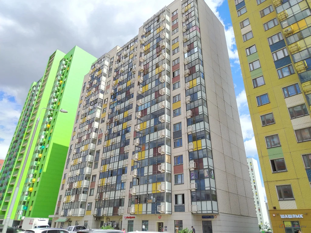 Продажа квартиры, улица Вертолетчиков - Фото 1