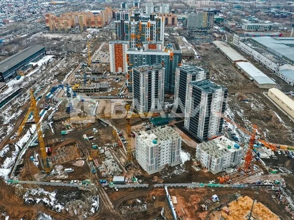 Продажа квартиры в новостройке, Красноярск, Апрельская улица - Фото 0