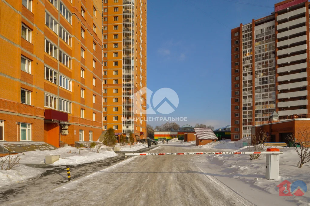 городской округ Новосибирск, Новосибирск, Оловозаводская улица, д.15, ... - Фото 35