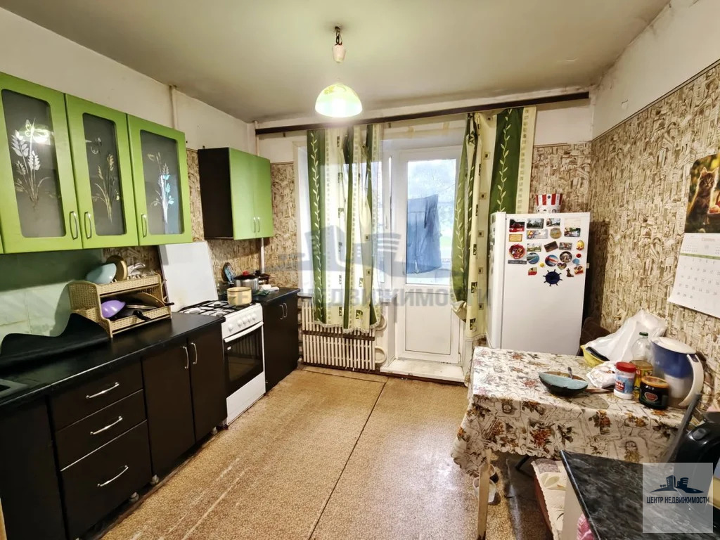 ПРОДАЁТСЯ БОЛЬШАЯ КОМНАТА 17 КВ.М., В 3-КОМНАТНОЙ КВАРТИРЕ С БАЛКОНОМ, ... - Фото 3
